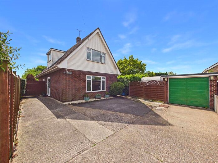 2 Bedroom Detached House For Sale In Hilton Close, Hempsted, GL2
