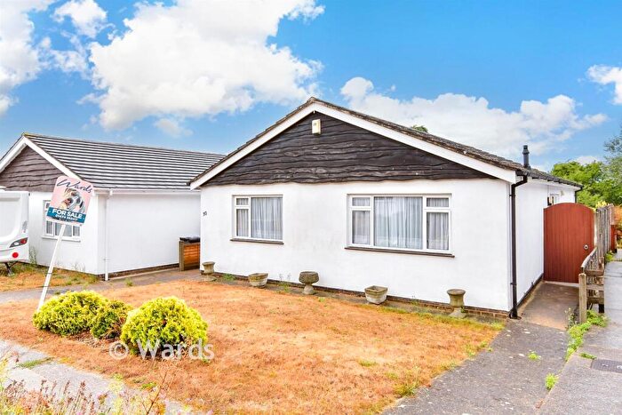 3 Bedroom Detached Bungalow For Sale In Elmfield Close, Gravesend, Kent, DA11