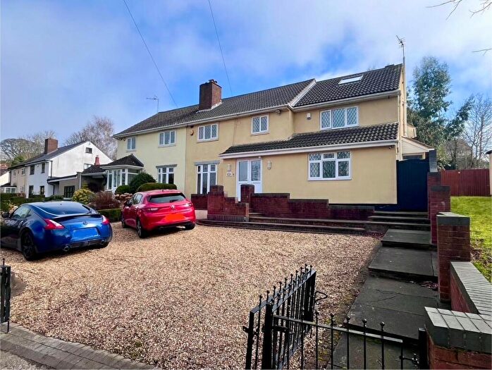 4 Bedroom Semi-Detached House To Rent In Hickmerelands Lane, Dudley, DY3