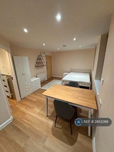 Studio To Rent In Far Gosford St, Coventry, CV1