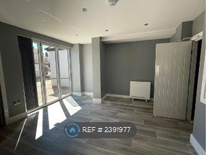 1 Bedroom Flat To Rent In Belle Vue Avenue, Doncaster, DN4