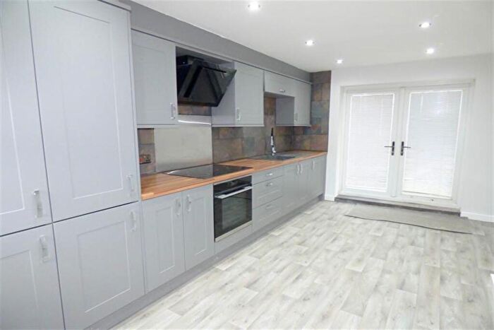 2 Bedroom End Of Terrace House To Rent In Brisbane Avenue, South Shields, NE34
