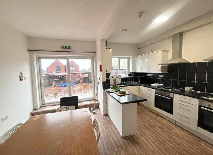 6 Bedroom House To Rent In Clifford Street, Nottingham, Nottinghamshire, NG7