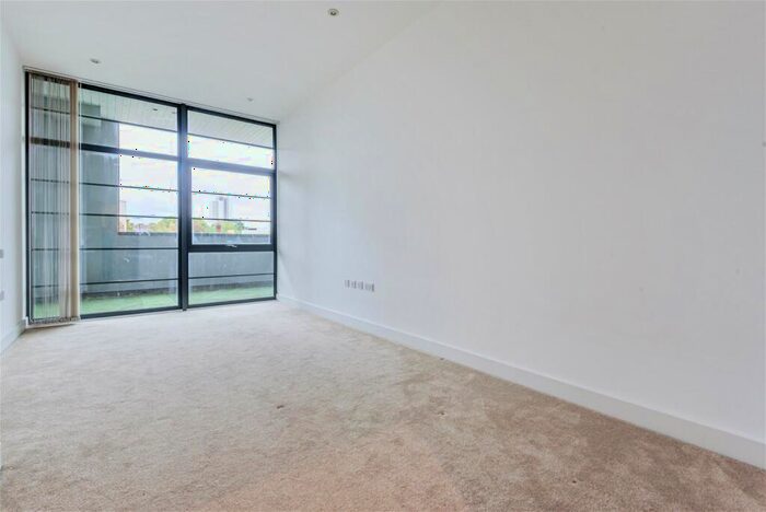 2 Bedroom Apartment To Rent In Powis Street, London, SE18