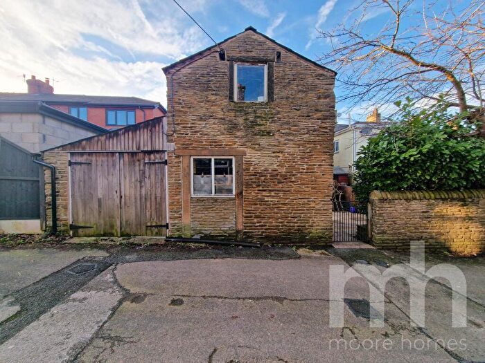 Detached House For Sale In The Barn, Ridge Top Lane, Hayfield, SK22