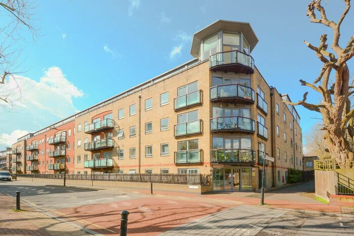 2 Bedroom Flat To Rent In Stanton House, Rotherhithe Street, SE16