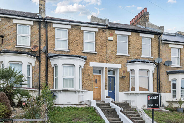 3 Bedroom Terraced House For Sale In Crampton Road, London, SE20