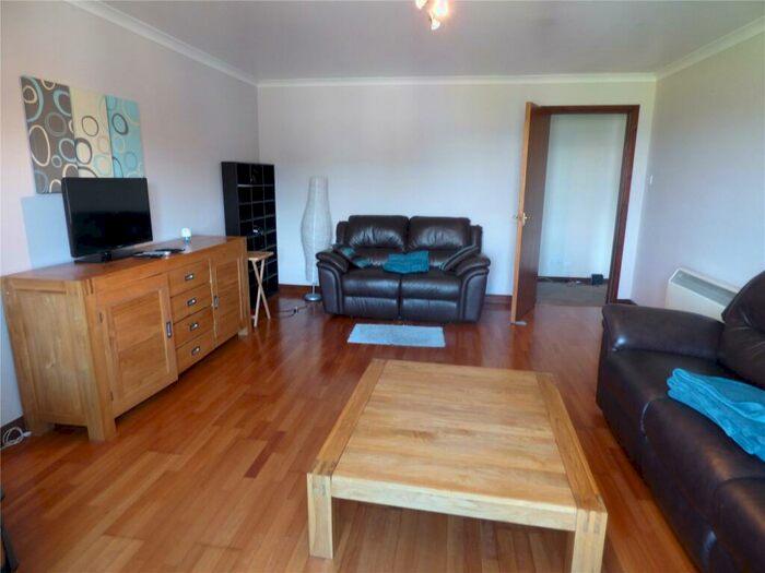 2 Bedroom Flat To Rent In Links View, City Centre, Aberdeen, AB24