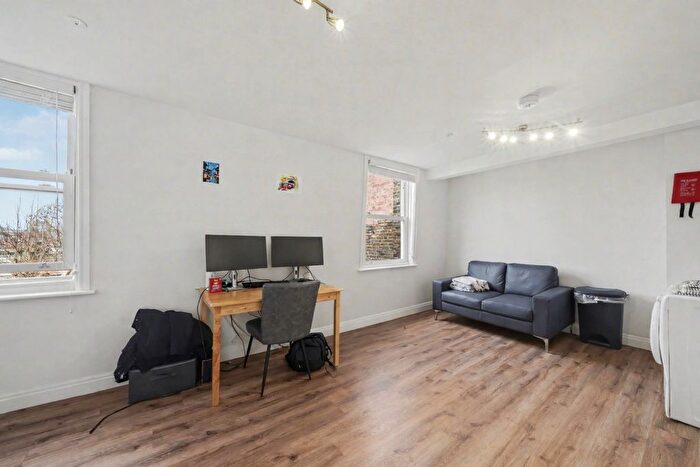 1 Bedroom Flat To Rent In Flat, Lexham Gardens, London, W8