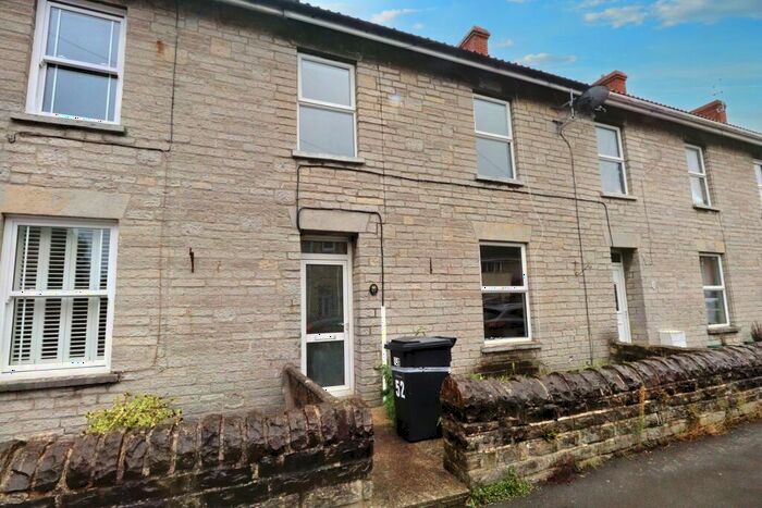 3 Bedroom Terraced House To Rent In Orchard Road, Street, Somerset, BA16