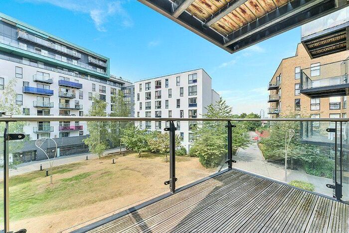 2 Bedroom Flat To Rent In Conington Road, London, SE13