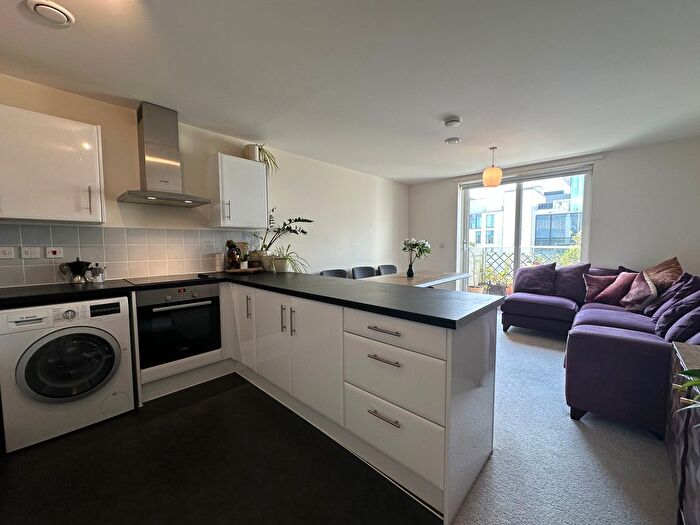 1 Bedroom Flat For Sale In Great Northern Road, Cambridge, CB1