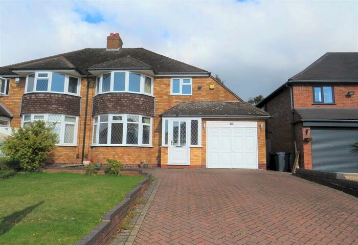 3 Bedroom Semi-Detached House To Rent In Stirling Road, Boldmere, Sutton Coldfield, B73
