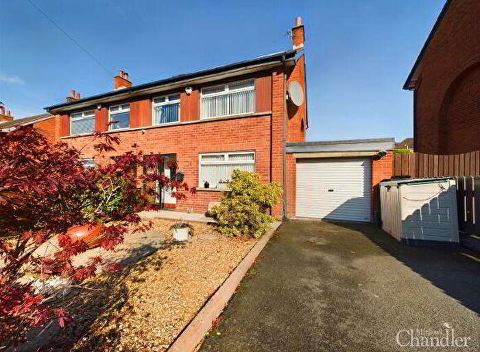 4 Bedroom Semi-Detached House For Sale In Martinville Park, Belfast, BT8