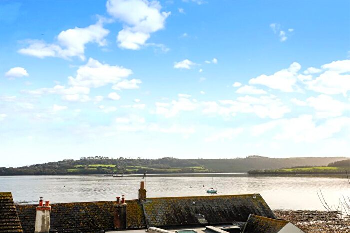 3 Bedroom Semi Detached House For Sale In Marine Drive, Torpoint, PL11