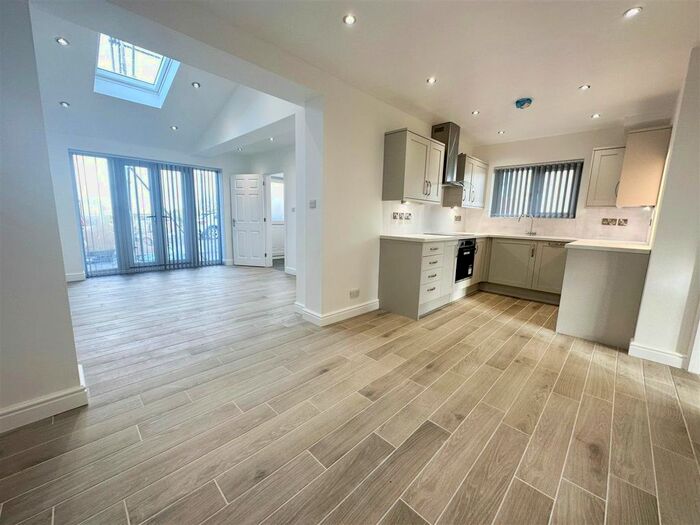 3 Bedroom Detached House To Rent In Newport Road, Moulsoe, Newport Pagnell, MK16