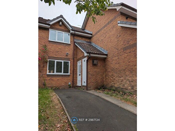 2 Bedroom Terraced House To Rent In Pendlebury Close, Manchester, M25