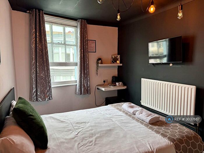 Studio To Rent In Charlotte St, Brighton, BN2
