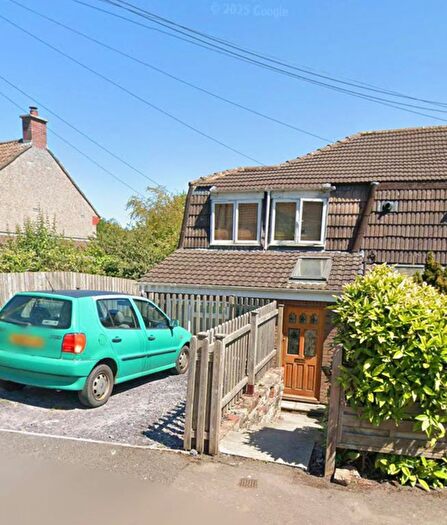 2 Bedroom Terraced House To Rent In Underwood Road, Portishead, BS20