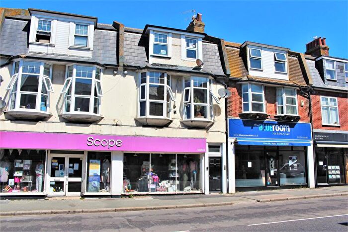 1 Bedroom Flat For Sale In Clinton Place, Seaford, BN25