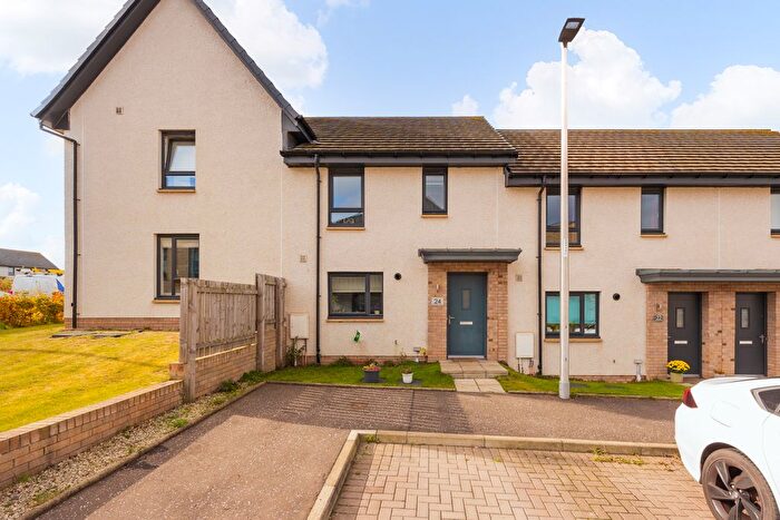 3 Bedroom Villa For Sale In Achnacarry Street, Edinburgh, EH17