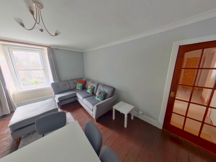 2 Bedroom Flat To Rent In High Street, Thurso, KW14
