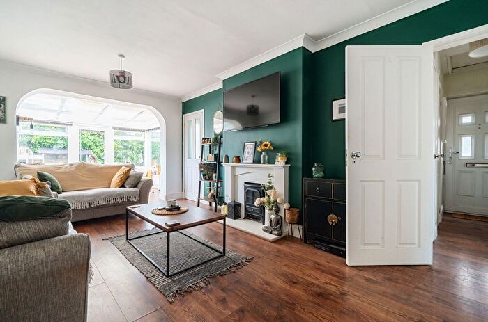 2 Bedroom Semi-Detached House For Sale In Ivy Close, Westergate, PO20