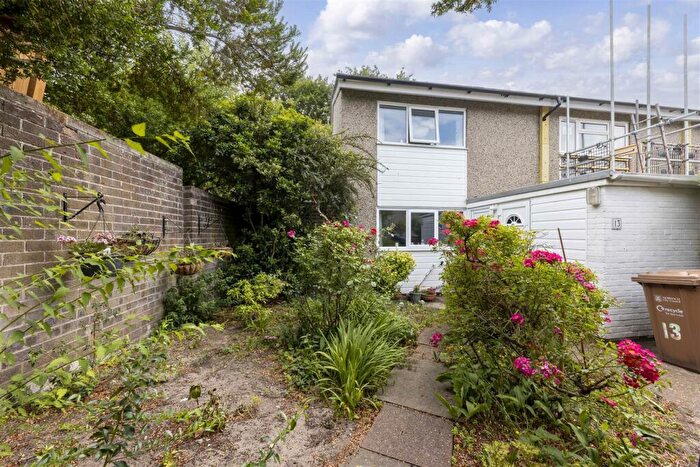 3 Bedroom Semi-Detached House For Sale In Millcroft, Norwich, NR3