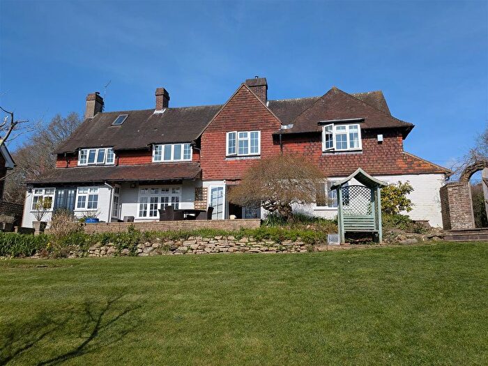 4 Bedroom Detached House For Sale In High Street, Buxted, Uckfield, TN22