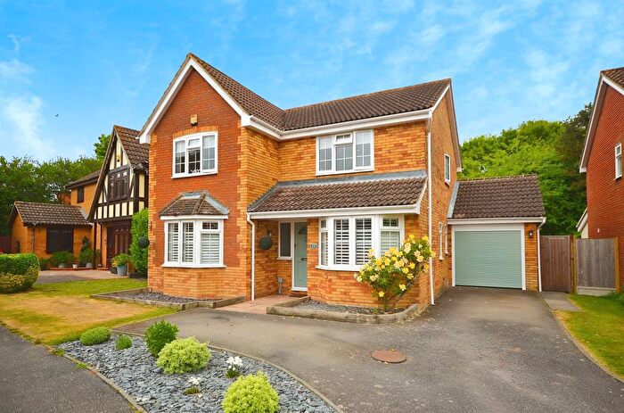 4 Bedroom Detached House For Sale In Shelduck Crescent, Great Notley, Braintree, CM77