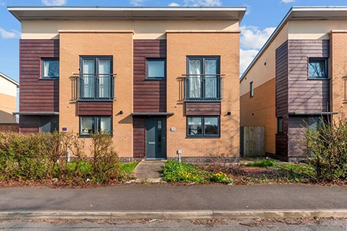 2 Bedroom Semi Detached House To Rent In Halton Brook Avenue, Halton Brook, WA7