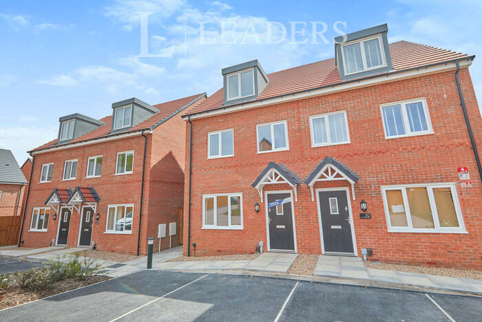 3 Bedroom Semi-Detached House To Rent In Withnall Close, NG4