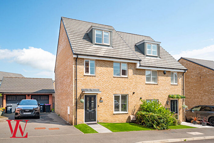 3 Bedroom Semi-Detached House For Sale In Thorpe Road, Bishop's Stortford, CM23