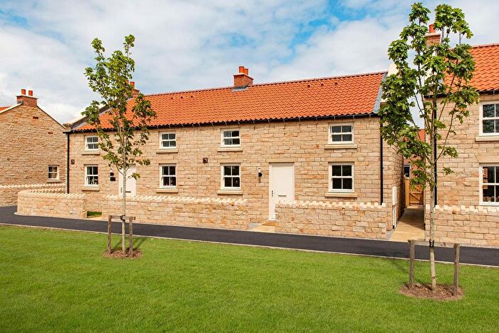 2 Bedroom Semi-Detached House For Sale In Marshall Way, Cayton, Scarborough, YO11