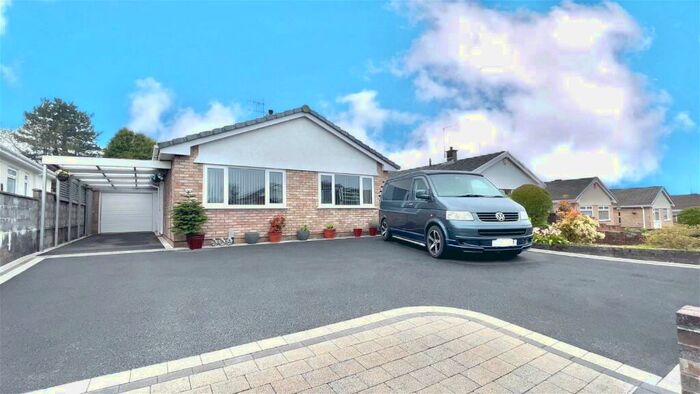 3 Bedroom Detached Bungalow For Sale In Elba Street, Gowerton, Swansea, SA4