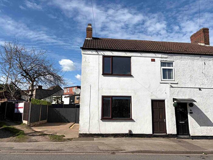 3 Bedroom Semi-Detached House To Rent In New Lane, Stanton Hill, Sutton-In-Ashfield, NG17