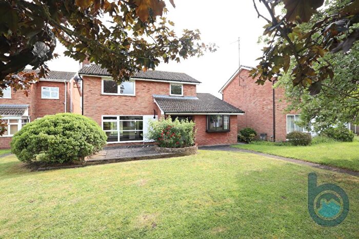 4 Bedroom Detached House To Rent In Walcot Walk, Peterborough, Cambridgeshire, PE3