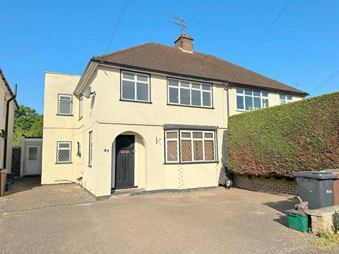 4 Bedroom Semi-Detached House To Rent In Roestock Gardens, Colney Heath, St. Albans, AL4