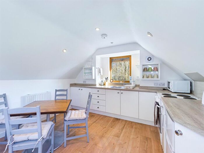 1 Bedroom Apartment To Rent In Falling Leaf, Sunley Wood, Chinnor Hill, Chinnor, OX39