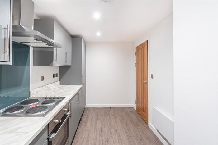 2 Bedroom Apartment To Rent In Brand New Two Bed Apartment - Headingley, LS6