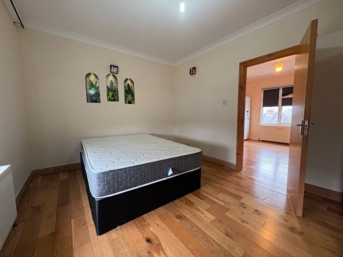 1 Bedroom Flat To Rent In Plantagenet Road, Barnet, EN5