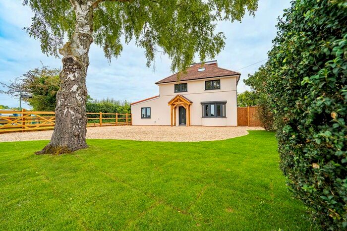 4 Bedroom Detached House For Sale In Cambridge Road, Barton, Cambridge, CB23