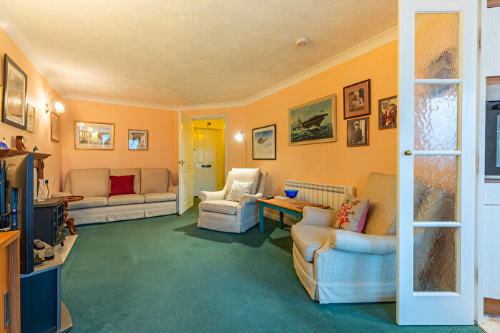 1 Bedroom Apartment For Sale In Hampsfell Grange, Grange-over-Sands, Cumbria, LA11