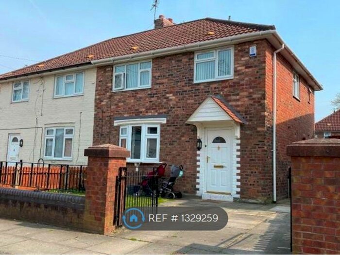 3 Bedroom Semi-Detached House To Rent In Outer Forum, Liverpool, L11