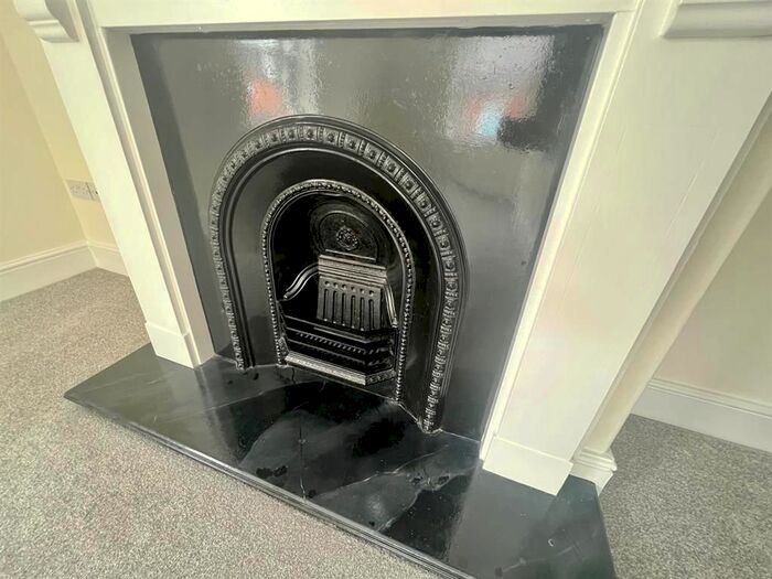 2 Bedroom Flat To Rent In Allott Street, Hoyland Common, Barnsley, S74