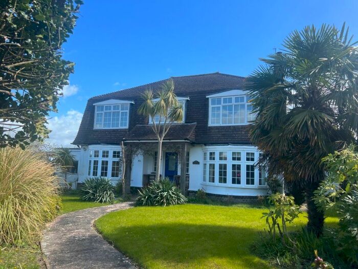 5 Bedroom Detached House To Rent In Eastbourne Road, Willingdon, Eastbourne, BN20
