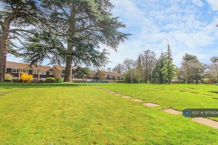 3 Bedroom Terraced House To Rent In Grange Gardens, Sharnbrook, Bedford, MK44