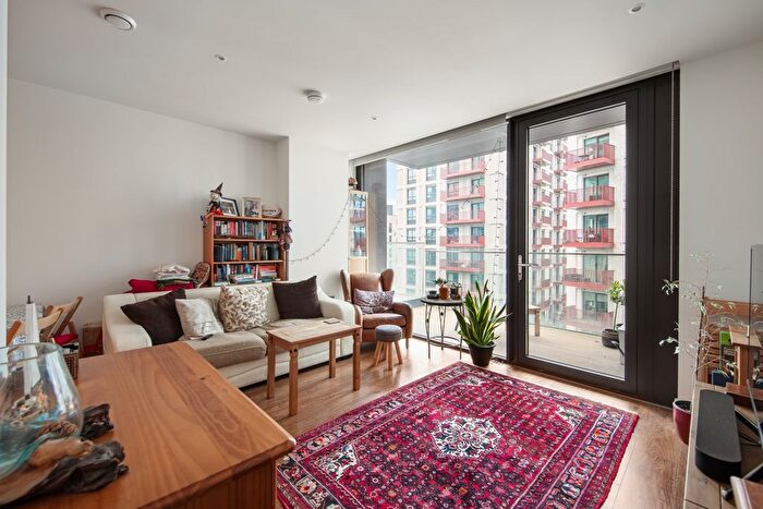 1 Bedroom Flat For Sale In Barge Walk, London, SE10