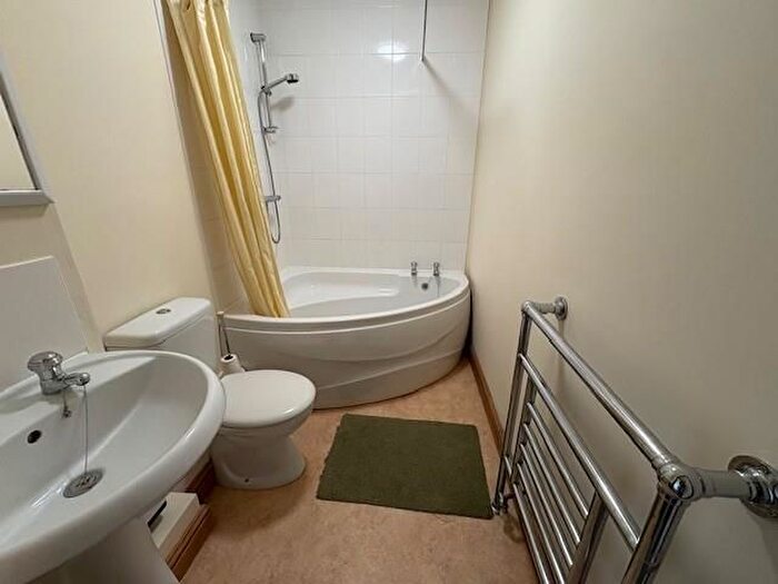 1 Bedroom Flat To Rent In Tower Hamlets Road, Dover, CT17