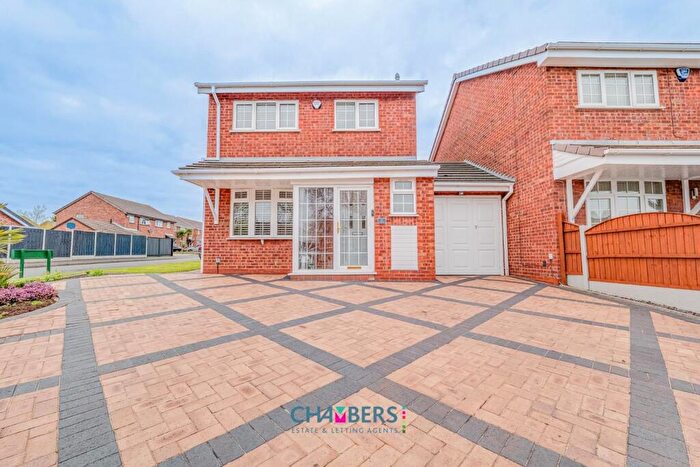 3 Bedroom Link Detached House For Sale In Delamere Close, Castle Bromwich, Birmingham, B36